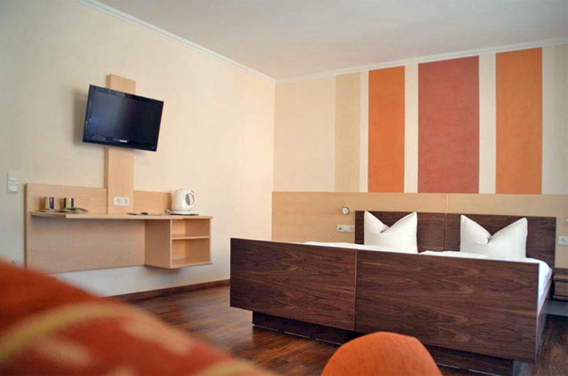 Großes Business-Hotelzimmer