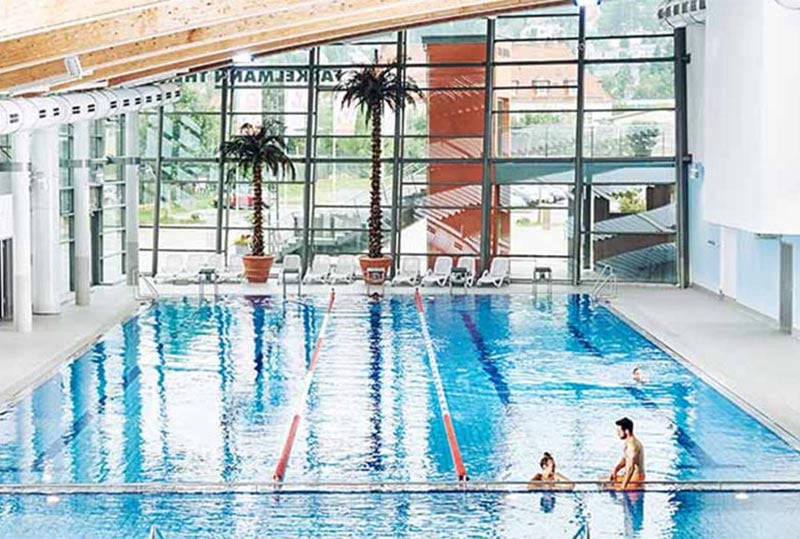 Hallenbad, Außenbad, Saunalandschaft, Wellness in Hersbruck