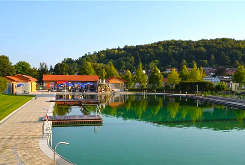 Wunderschönes Naturbad direkt vor der Haustüre